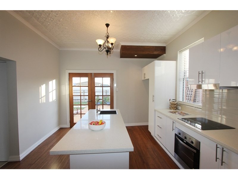 10 Upper Sterne Street, Goulburn NSW 2580