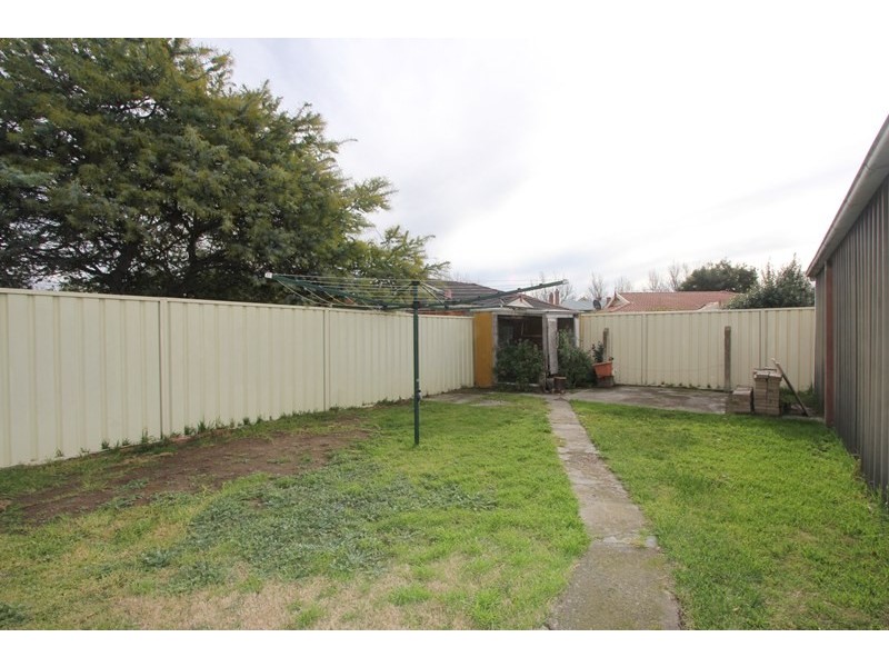 24 Lagoon Street, Goulburn NSW 2580