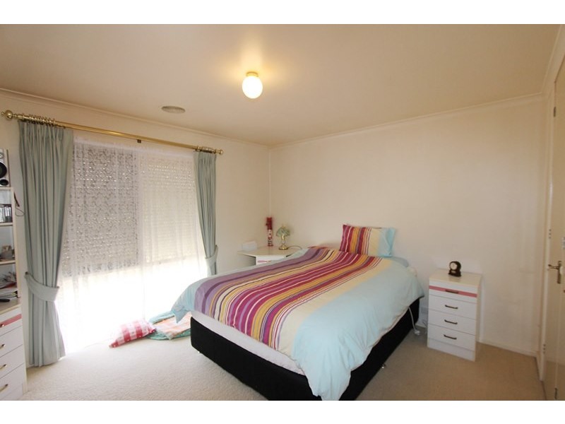 1 Yarrowlow Street, Goulburn NSW 2580
