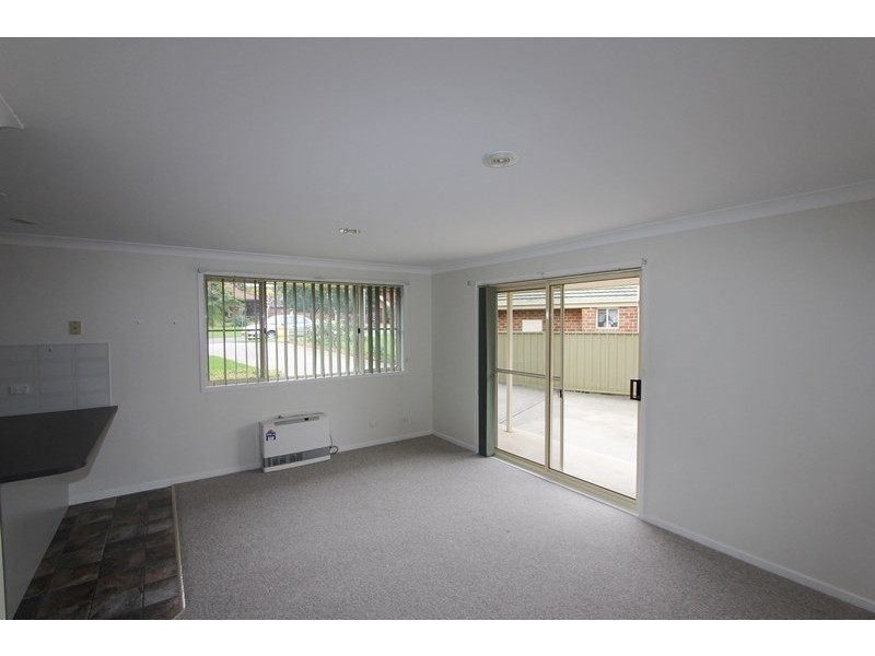 1/33 Chantilly Court, Goulburn NSW 2580