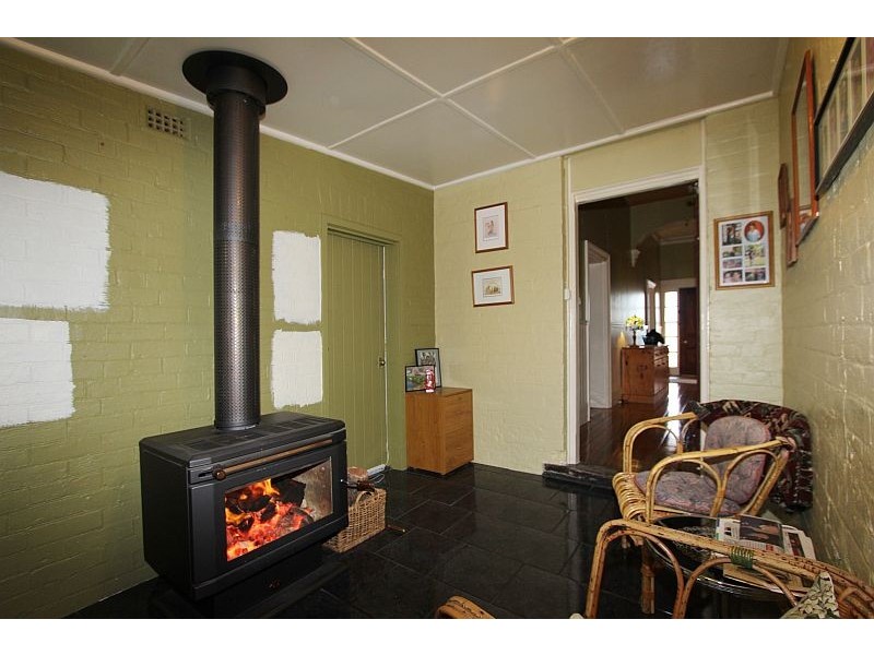 11 Joshua Street, Goulburn NSW 2580