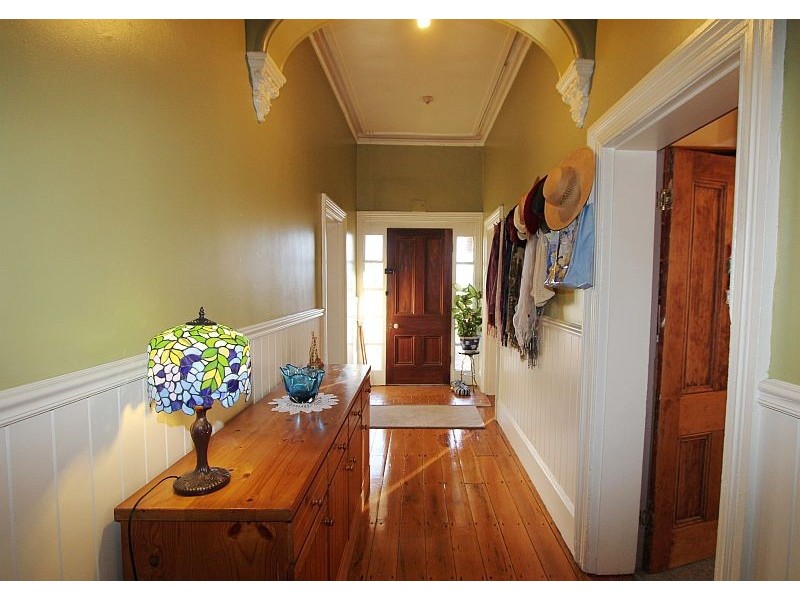 11 Joshua Street, Goulburn NSW 2580