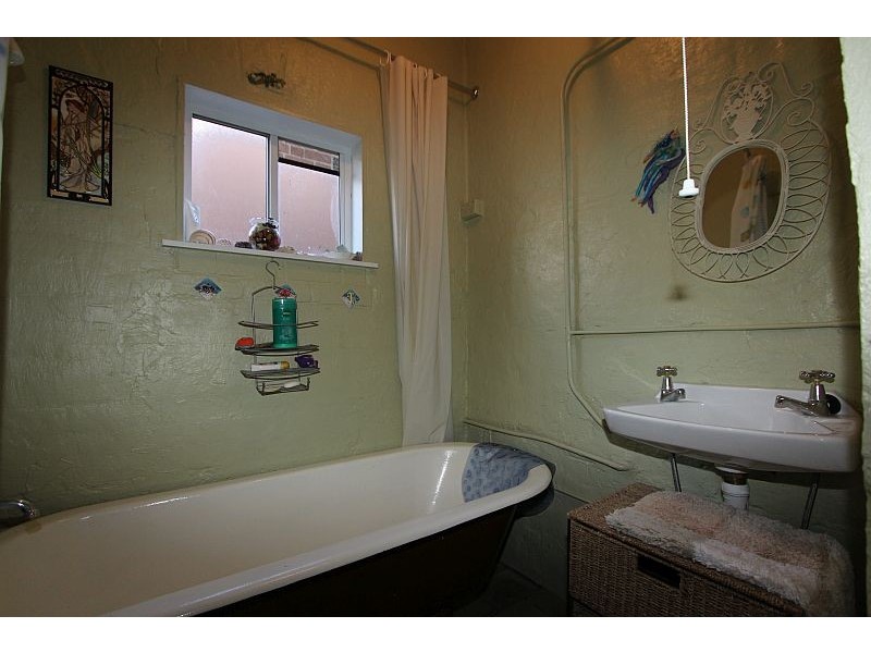 11 Joshua Street, Goulburn NSW 2580