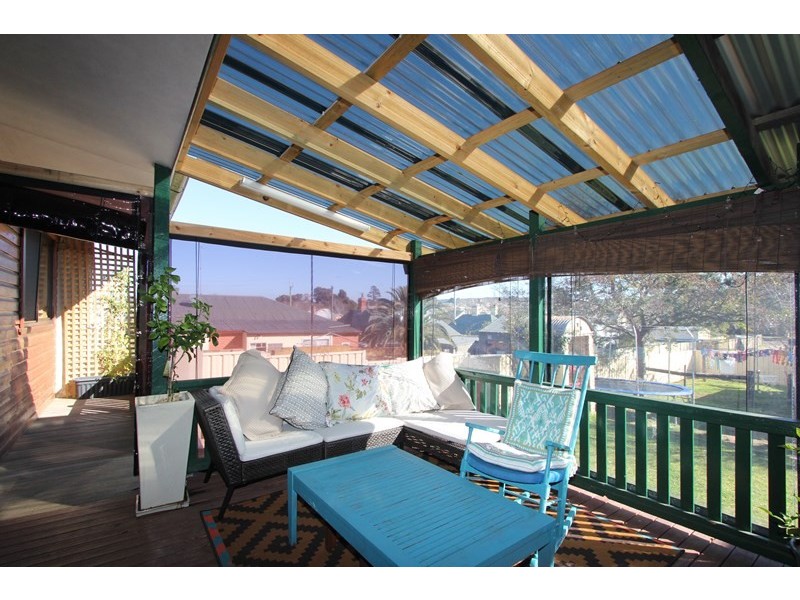 2 Victoria Parade, Goulburn NSW 2580