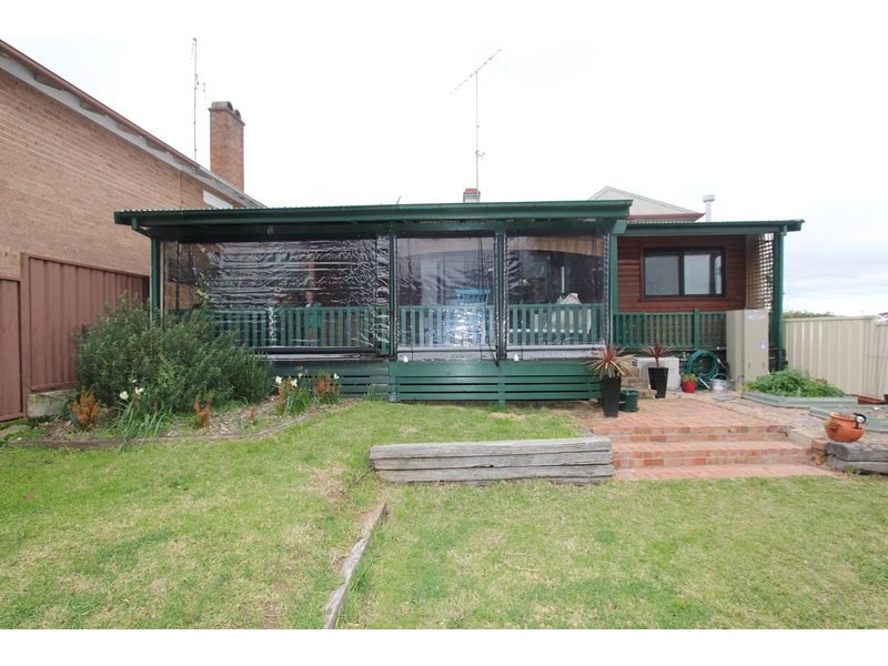 2 Victoria Parade, Goulburn NSW 2580