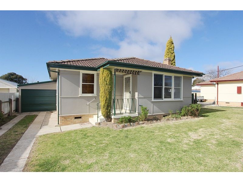 9 Gerathy Street, Goulburn NSW 2580