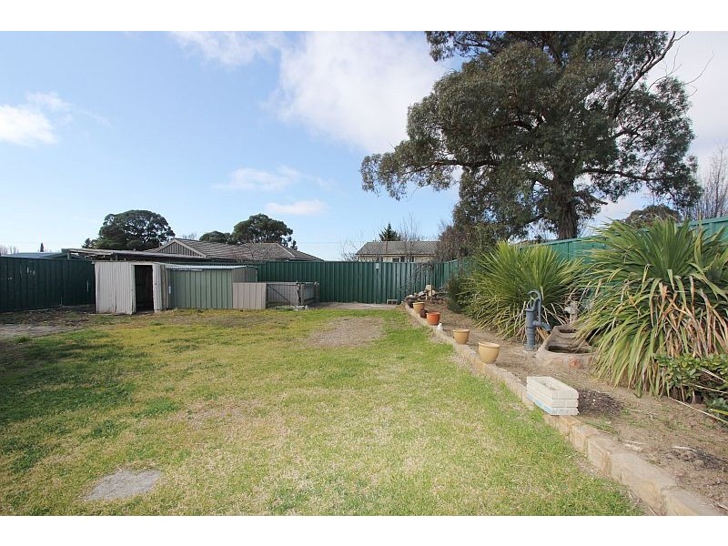 9 Gerathy Street, Goulburn NSW 2580