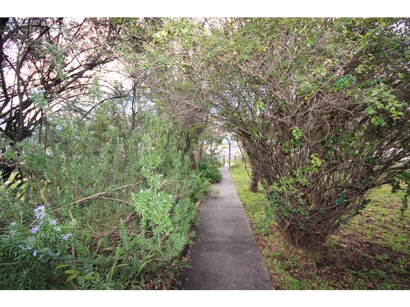 136 Clinton Street, Goulburn NSW 2580