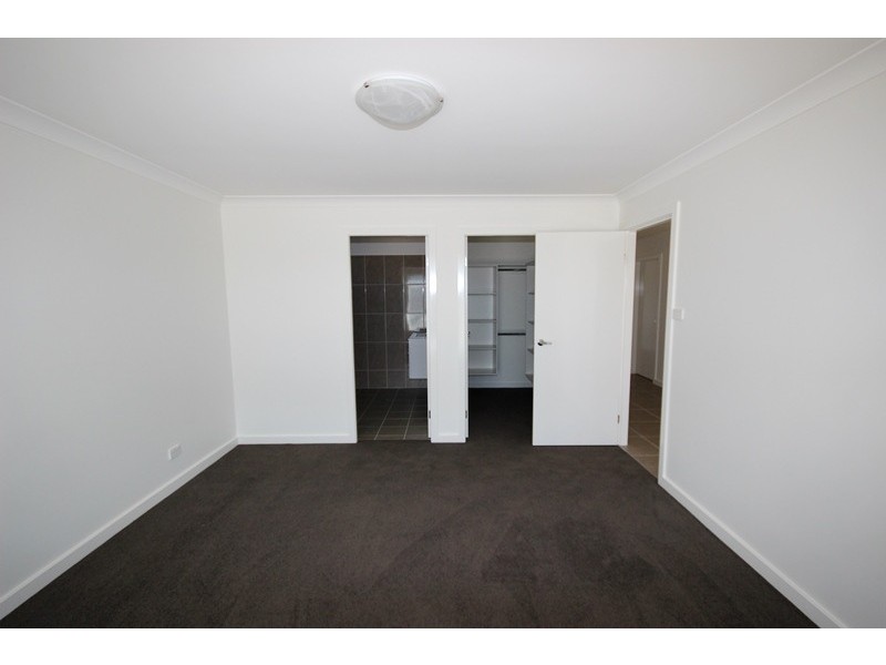 36 Monastery Drive, Goulburn NSW 2580