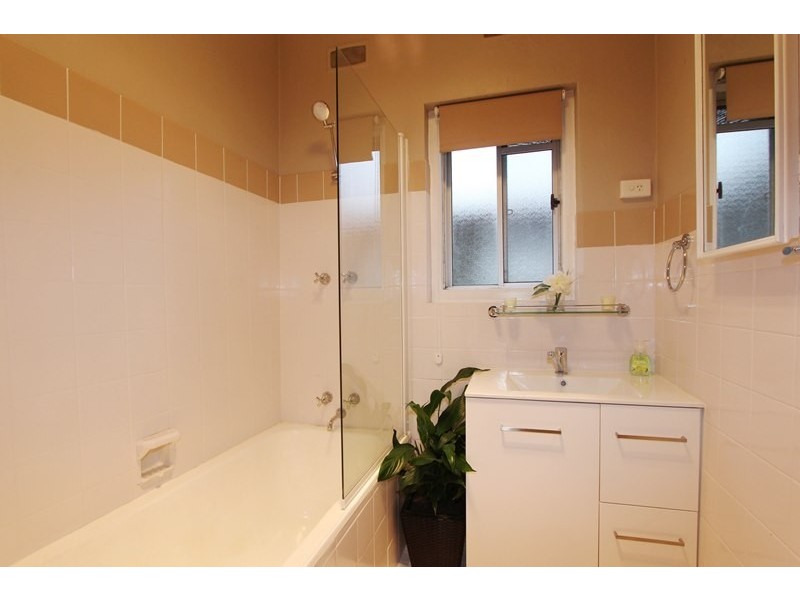 2 Knox Street, Goulburn NSW 2580