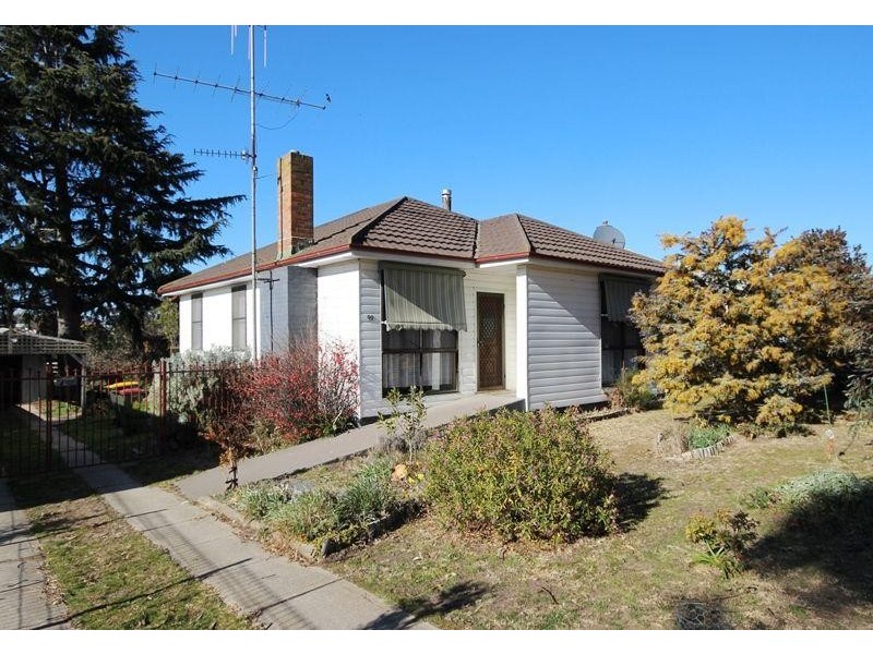 99 Hume Street, Goulburn NSW 2580