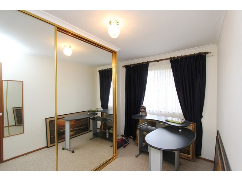 6 Komungla Crescent, Goulburn NSW 2580