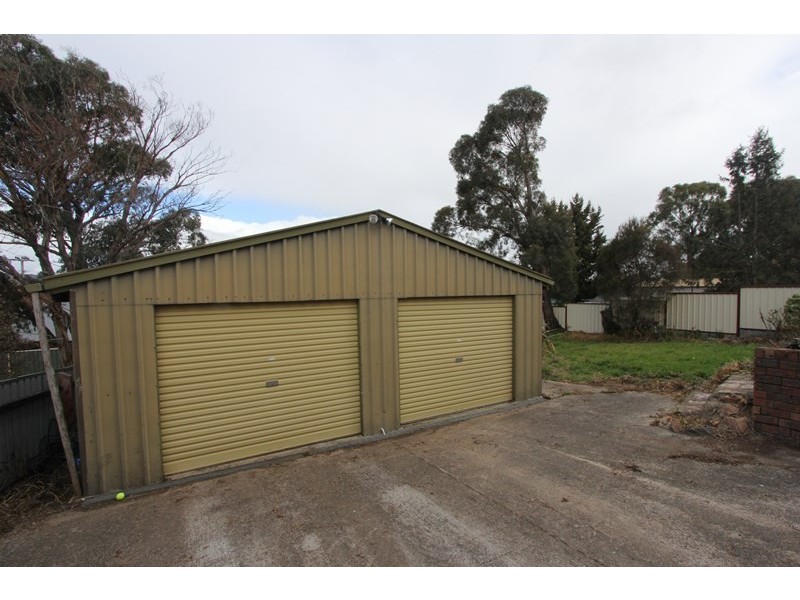 6 Komungla Crescent, Goulburn NSW 2580