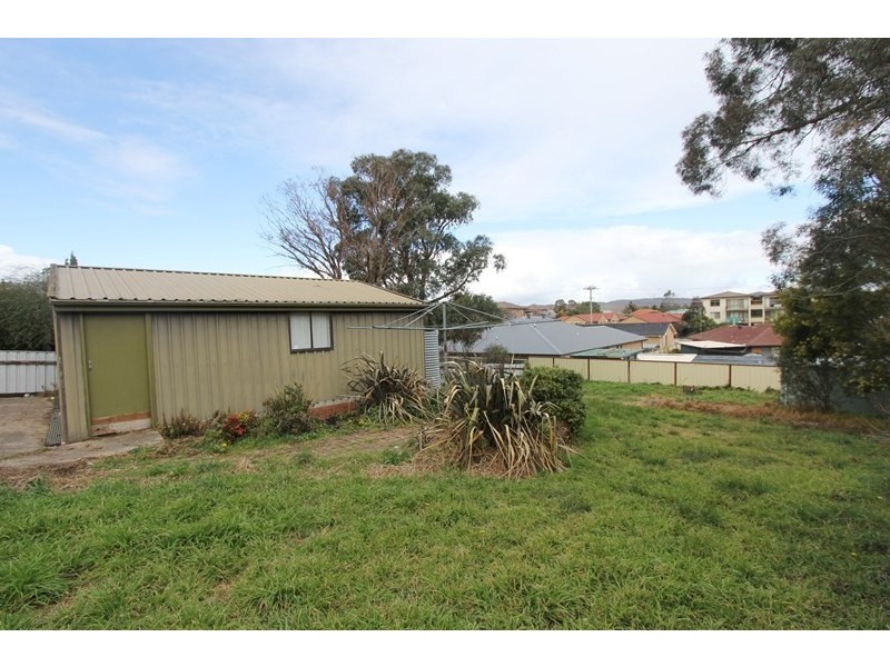 6 Komungla Crescent, Goulburn NSW 2580