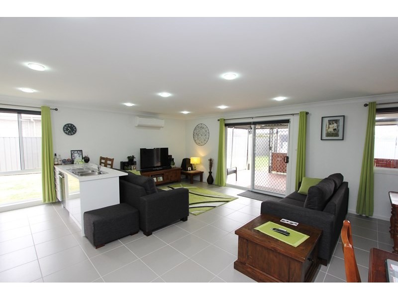 14 Lambert Drive, Goulburn NSW 2580