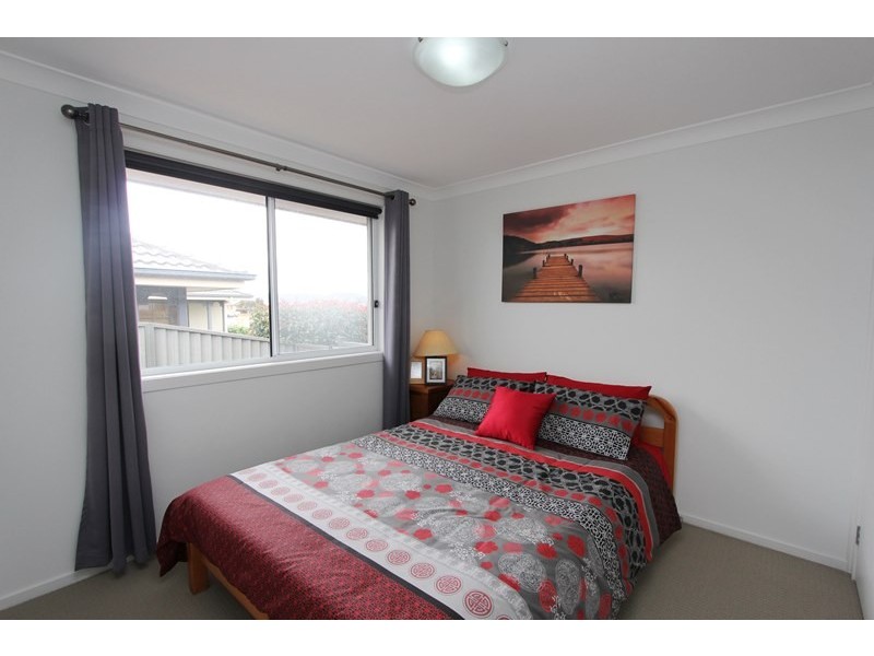 14 Lambert Drive, Goulburn NSW 2580