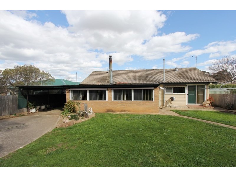 73 Elizabeth Street, Goulburn NSW 2580