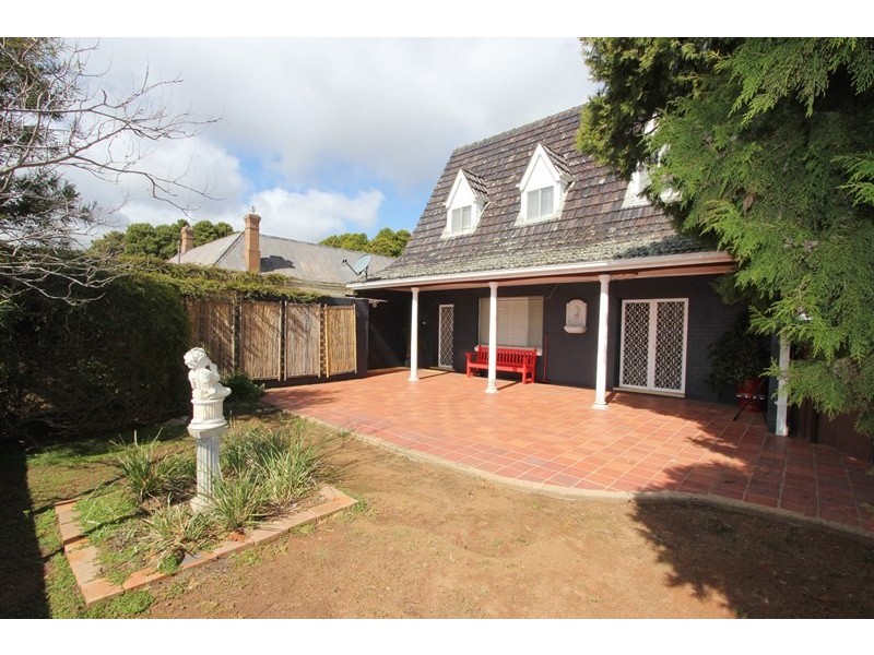 17a Hovell Street, Goulburn NSW 2580