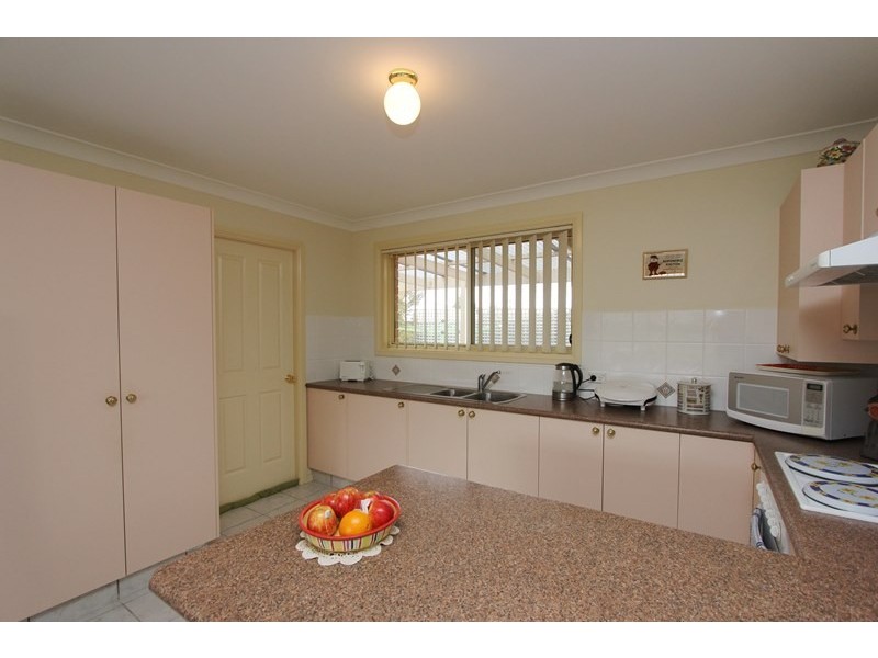 12 Amber Court, Goulburn NSW 2580