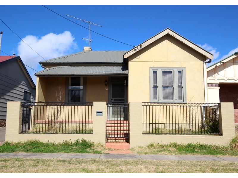 106 Clifford Street, Goulburn NSW 2580