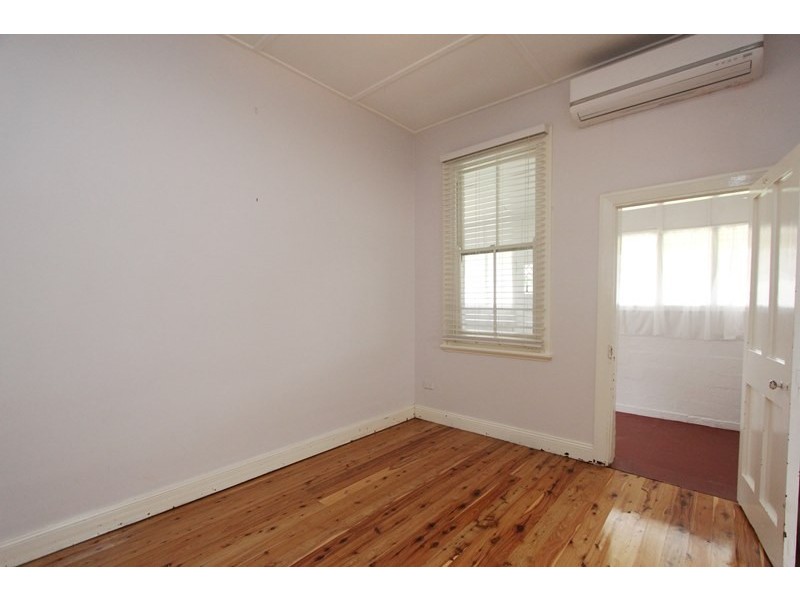 96 Faithfull Street, Goulburn NSW 2580