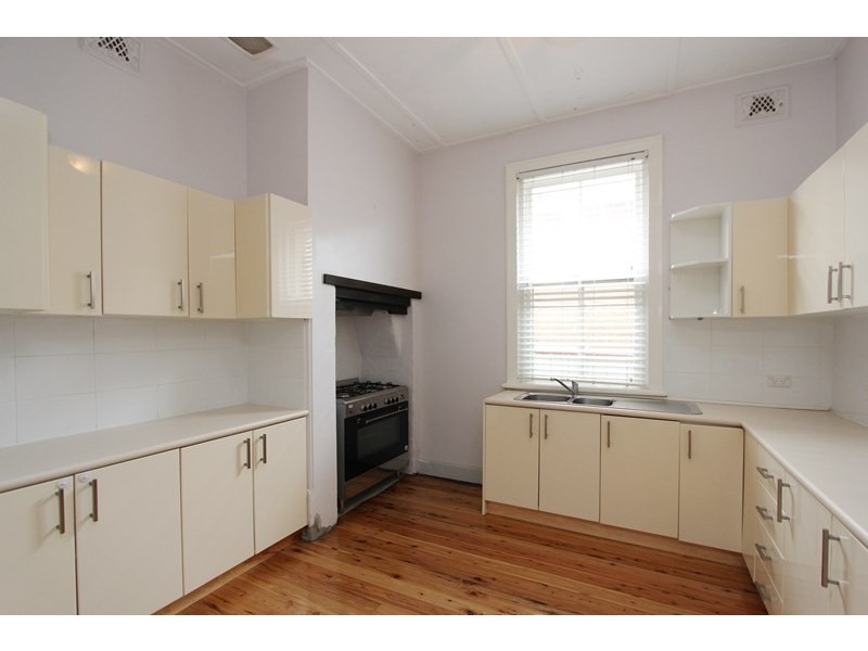 96 Faithfull Street, Goulburn NSW 2580