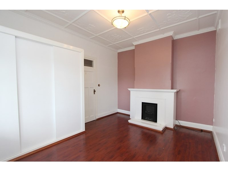 96 Faithfull Street, Goulburn NSW 2580