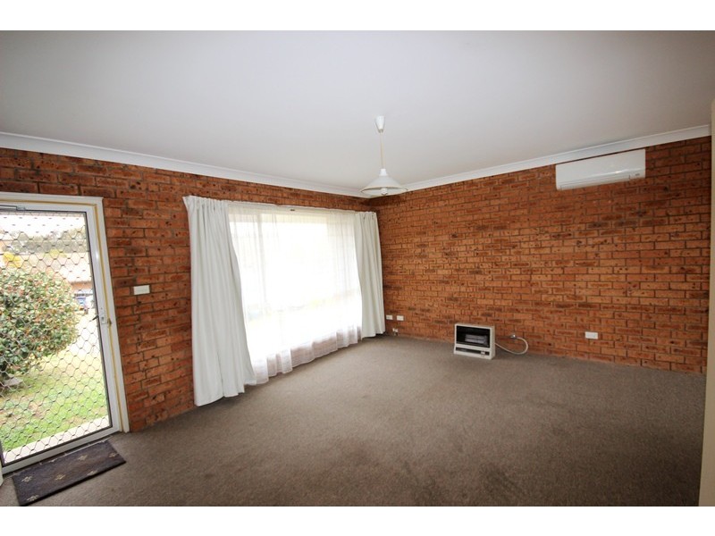 16 Village High Road, Goulburn NSW 2580