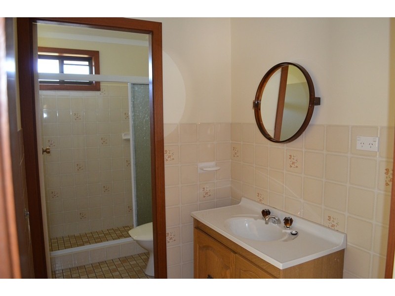 76 Cathcart Street, Goulburn NSW 2580