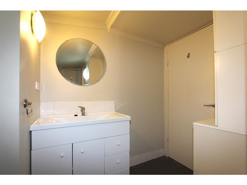 15 Addison Street, Goulburn NSW 2580