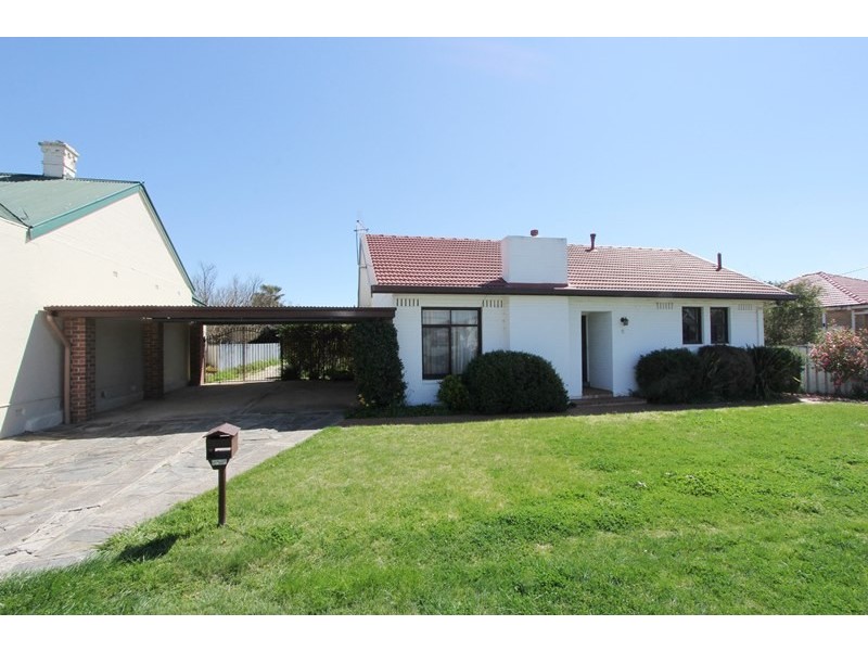 8 Wayo Street, Goulburn NSW 2580