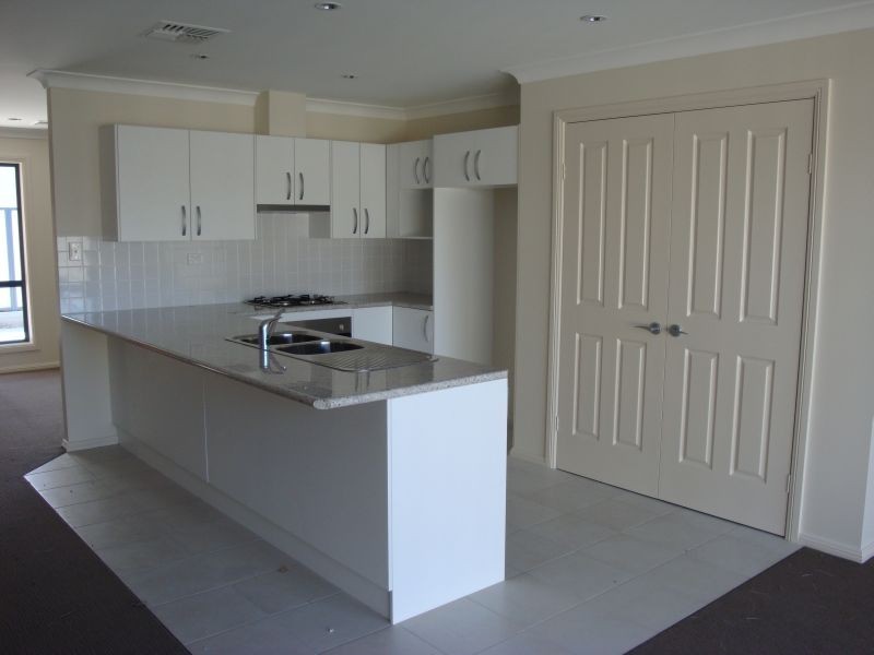 Villa 5/72 Auburn Street, Goulburn NSW 2580