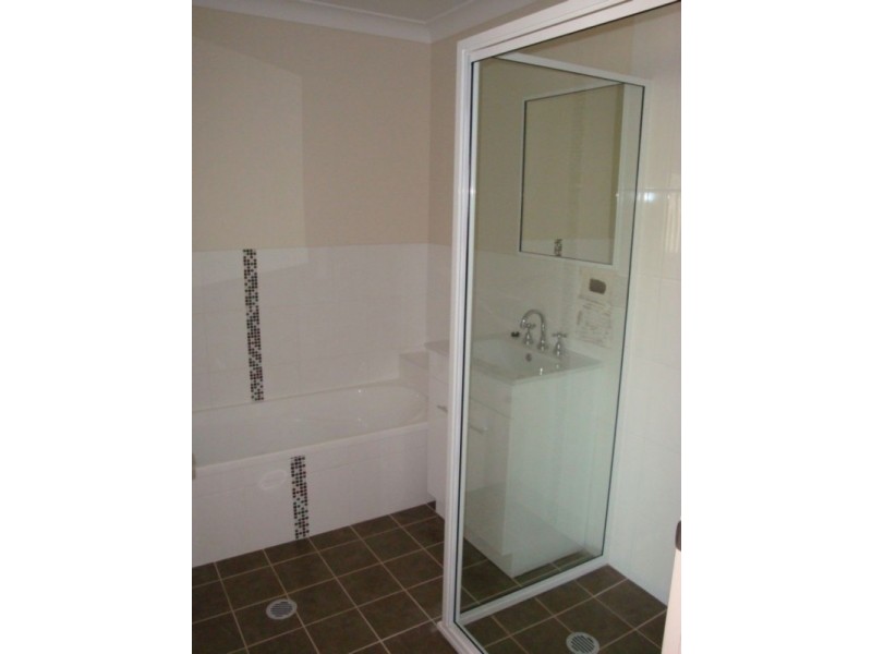 Villa 5/72 Auburn Street, Goulburn NSW 2580