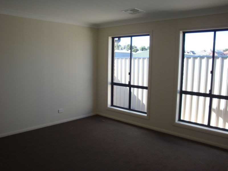 Villa 5/72 Auburn Street, Goulburn NSW 2580