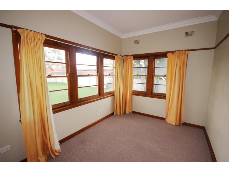 92 Queen Street, Goulburn NSW 2580