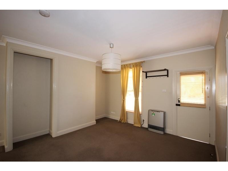 24 Australia Street, Goulburn NSW 2580