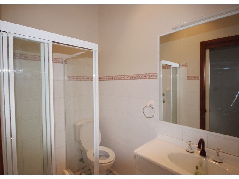 136 Clinton Street, Goulburn NSW 2580