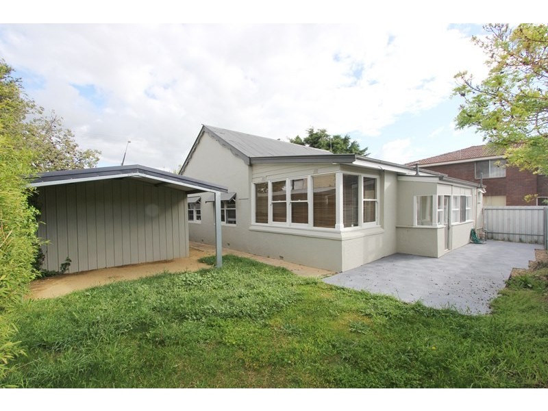 86 Lagoon Street, Goulburn NSW 2580