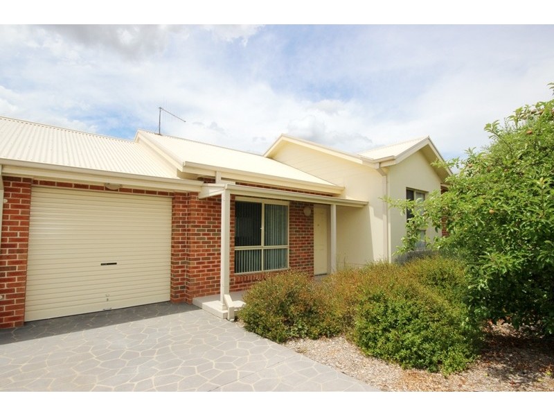 10/75 Combermere Street, Goulburn NSW 2580