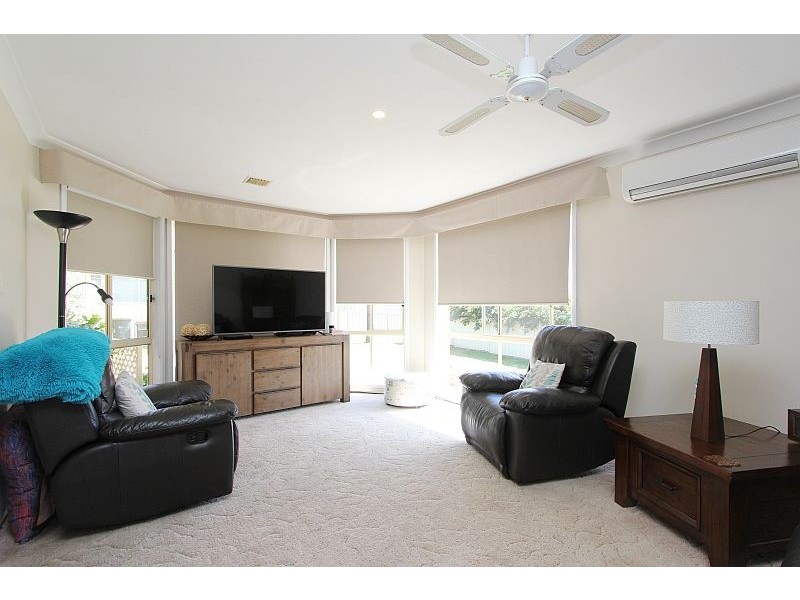 54 Constantina Circuit, Goulburn NSW 2580