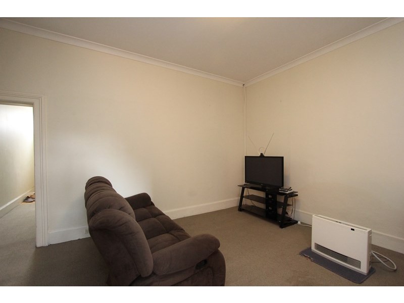 184 Sloane Street, Goulburn NSW 2580