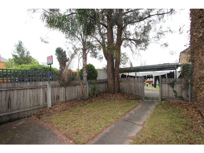 184 Sloane Street, Goulburn NSW 2580