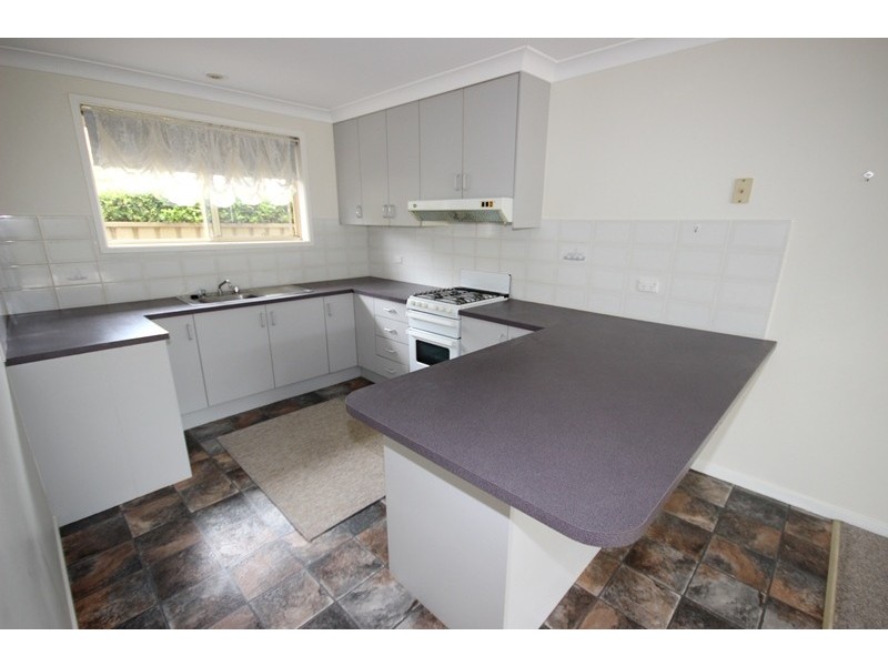 1/33 Chantilly Court, Goulburn NSW 2580