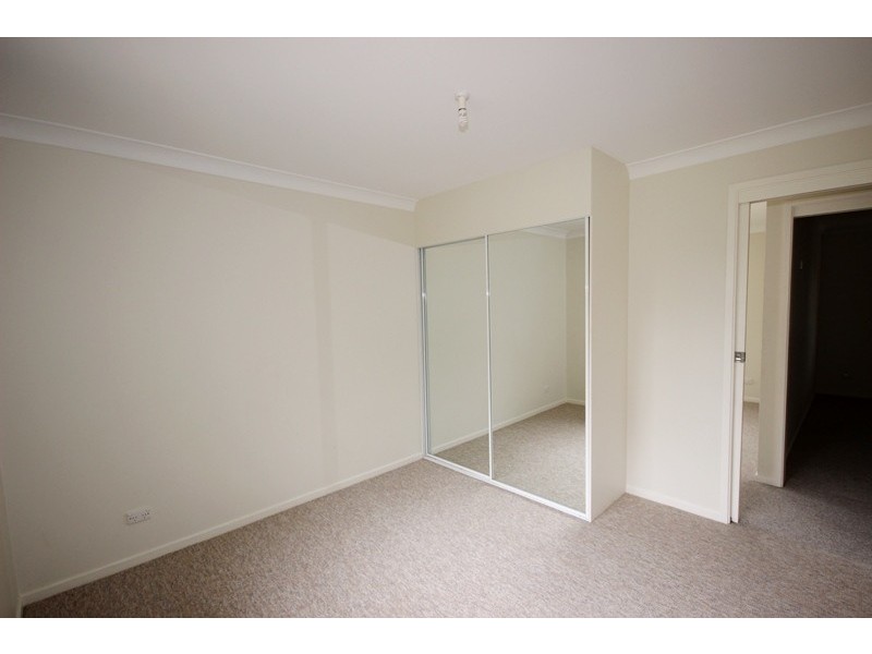 1/33 Chantilly Court, Goulburn NSW 2580