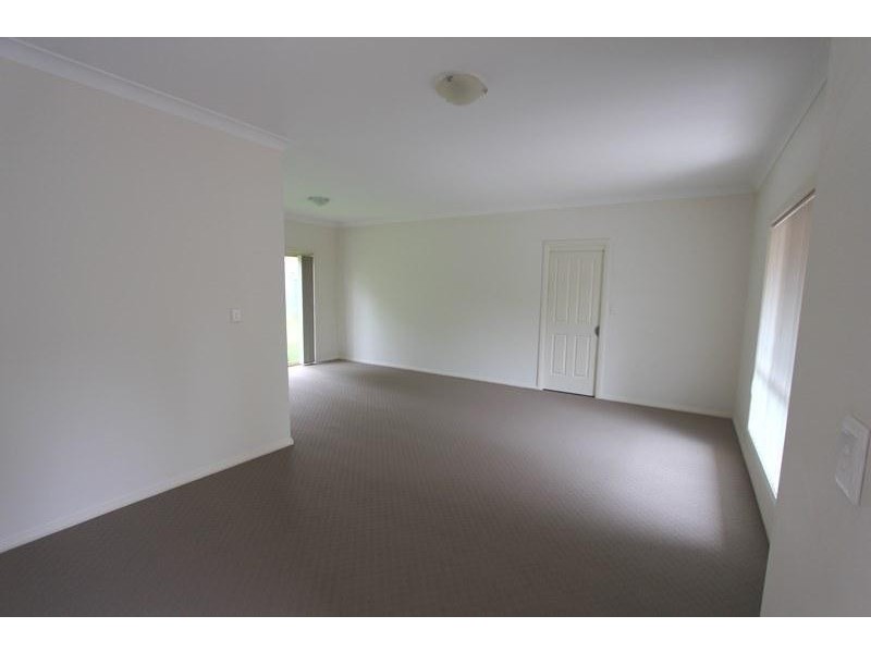 2/75 Combermere Street, Goulburn NSW 2580