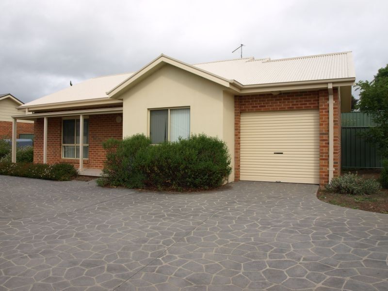 8/75 Combermere Street, Goulburn NSW 2580