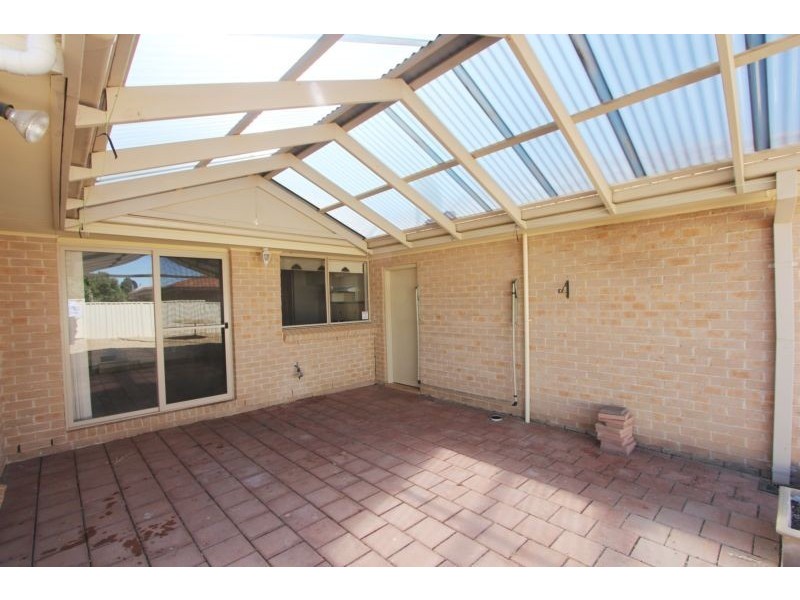 28 Crestwood Drive, Goulburn NSW 2580