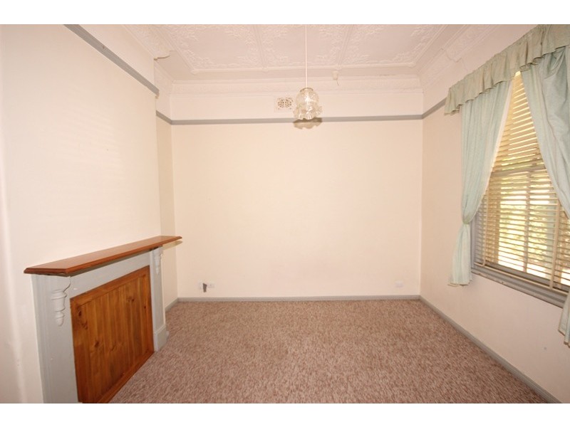 36 Eleanor Street, Goulburn NSW 2580