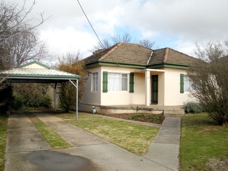 28 Elizabeth Street, Goulburn NSW 2580