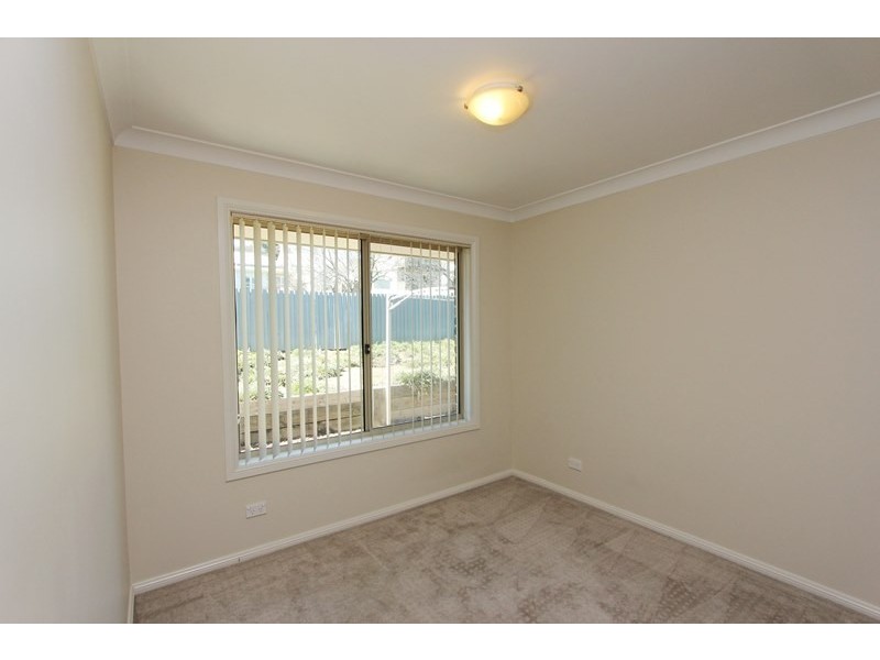 B/37 Eleanor Street, Goulburn NSW 2580